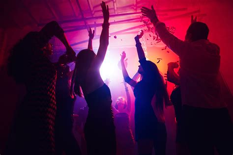 They're set in homes, night clubs, dance halls, and more and can range in size from four people to hundreds. . Partying xxx